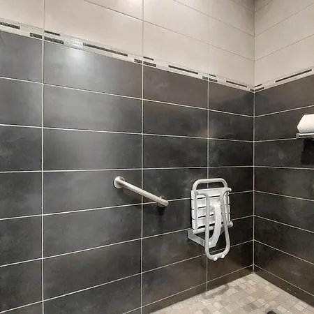 4 Bedroom Beautiful Home In Neuilly Le Vendin * Neuilly-le-Vendin