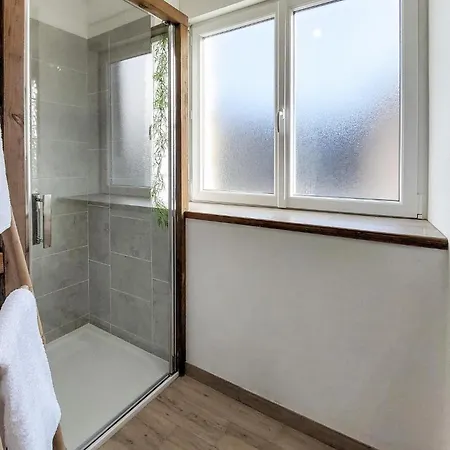 Amazing In Le Vendin * Neuilly-le-Vendin