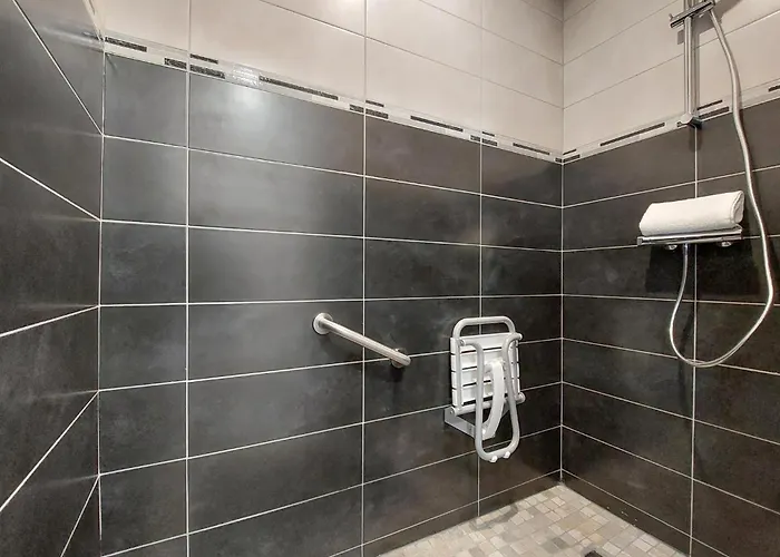 Amazing In Le Vendin * Neuilly-le-Vendin