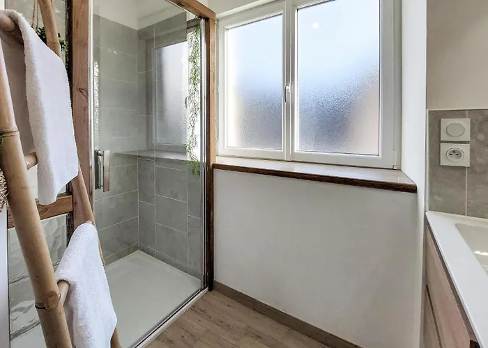 Amazing In Le Vendin * Neuilly-le-Vendin