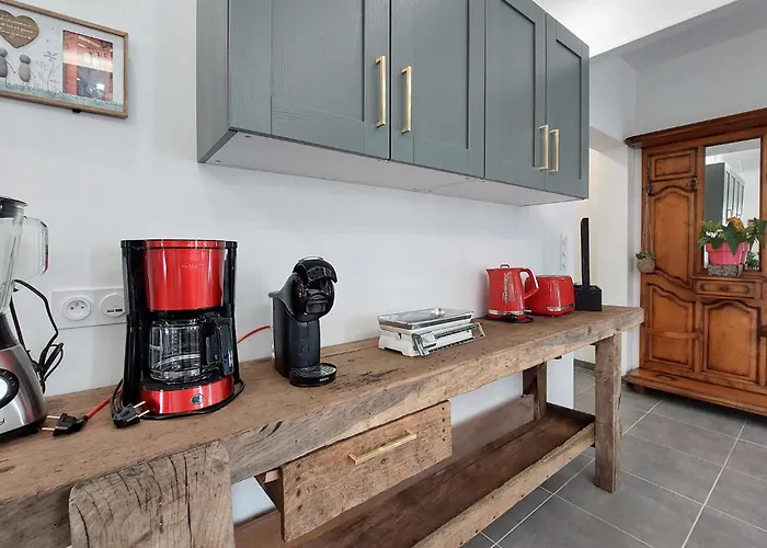 Amazing In Le Vendin *